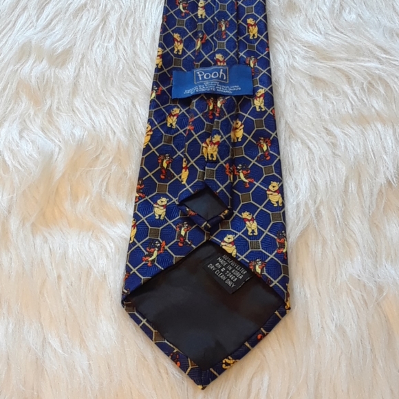 *POOH* WINNIE THE POOH NECKTIE 💙💛💙 - Picture 10 of 10
